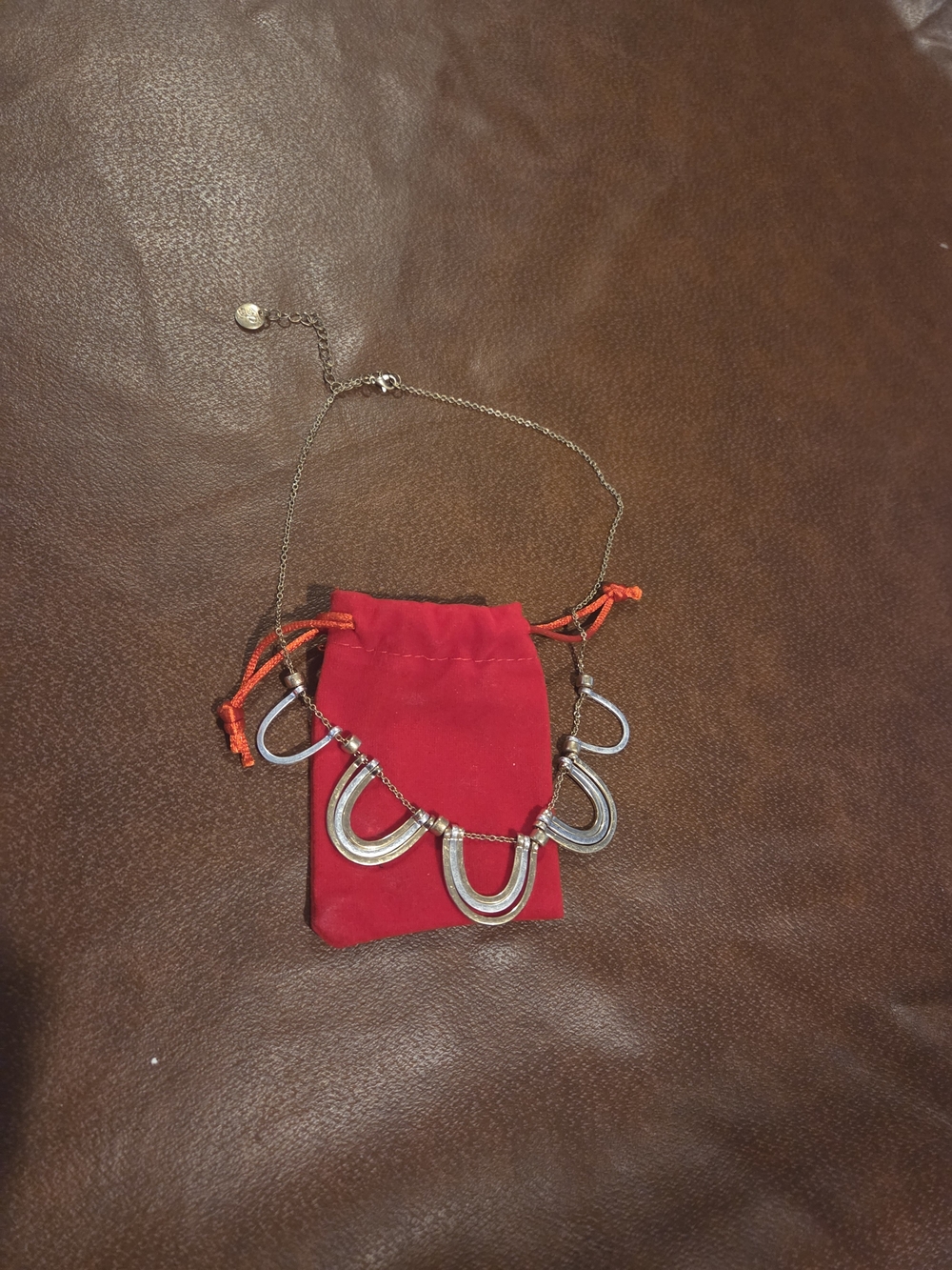 Silver Tone Horseshoe Necklace